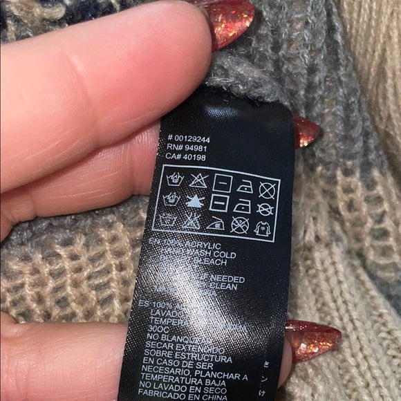 Forever 21 Tan and Black Geometric Cardigan Sweater - Picture 7 of 7